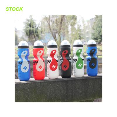 China PVC Factory Plastic Bicycle Accessories MTB Mountain Bike Bicycle Universal Squeezing Type Outdoor Sports Water Bottle Holder Cage for sale