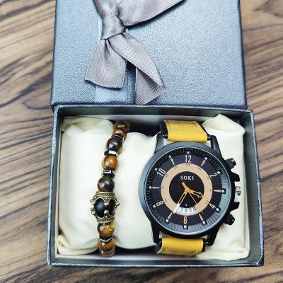 China Fashion\Dress Popular Luxury Fashion Leather Men Watch Set Crown Bracelet Watches With Box Wholesale Sport Men Wrist Leather Strap Quartz Watch Wrist Watch for sale