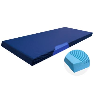 China High-Density Foam Hospital Removable Wrinkle Cover Mattress for sale