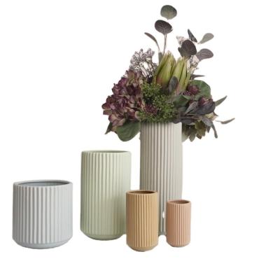 China Sustainable Home & Kitchen Store Nordic Modern Flower Arrangements Ceramic Striped Vase Set for sale