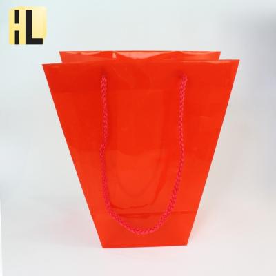 China Handled PP Flower Sturdy Fashionable Portable Waterproof Bag for sale