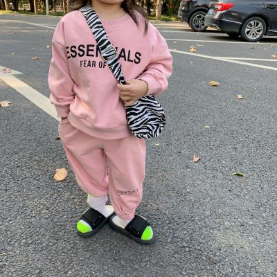 China New Style Anti-wrinkle Long Sleeves Girls Letter Crewneck Sweatshirt Kids Pink Crewneck Sweatshirt Set for sale