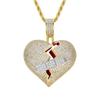 China Real Hiphop Gold Plating Brass With Hip Hop Zirconia Broken Heart Necklace Scam Corazon Pendant Roto for sale