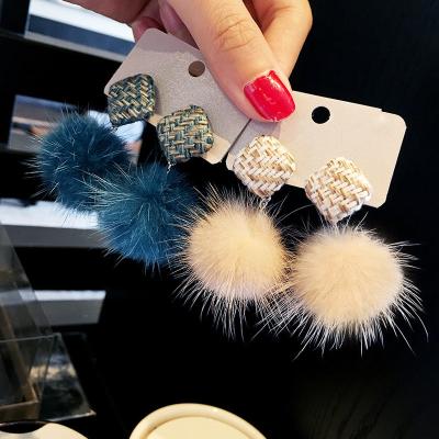 China Hot New FASHIONABLE Fur Ball Ear Studs Korean Square Fashion Stud Pom Pom Ball Earrings For Girl Jewelry (E001C) for sale