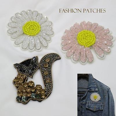 China Handmade Handmade Flower Beaded Patches For Apparel DIY Rhinestone Sequins Sew On/Iron On Patch Embroidery Applique for sale