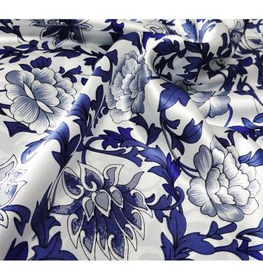 China Breathable Wholesale Eco-friendly Pure Silk Printed Fabric For Dressing Or Pillowcase Charmeuse OEKO-TEX100 for sale