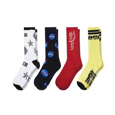 China DS-023 Elite Logo Crew Socks Warm Custom Made Cotton Anti-Slip Mens Custom Sports Socks for sale