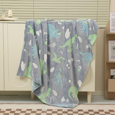 China New Arrival PORTABLE Spring Children's Solid Color Bright Flannel With Extra Thickness Blanket For Child for sale