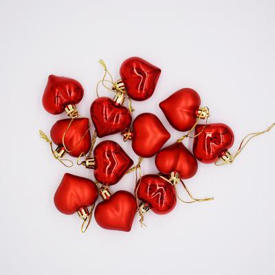 China Heart Shaped Heart Shaped Electroplating Love Colored Ball Garland Fashionable Christmas Tree Valentine's Day Gift 4.5cm Decoration for sale