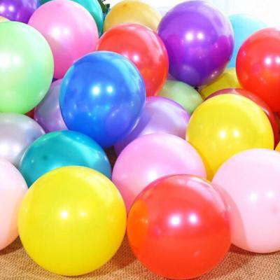 China Economic Party Occasion EN71-12 Custom Design Standard 2.2g Latex Balloon Color Merry Christmas Balloons for sale