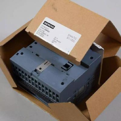 China Siemens S7-1200 CPU 1214C Compact PLC AC/DC/relay 6ES7214-1BG40-0XB0Airborne I/O: 14 DC 24V digital inputs 6ES7214-1BG40-0XB0 for sale