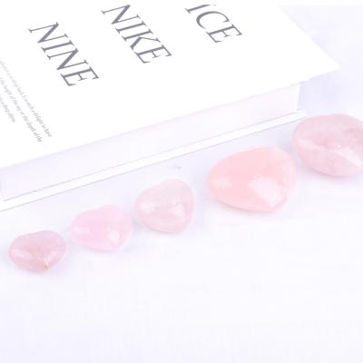 China Wholesale High Quality Natural Pink Crystal Stones Crystal Stones Reiki Heart Europe Rose Quartz Heart Healing for sale