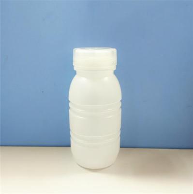 China 250ml HDPE Plastic Milk Bottle Wide Mouth Beverage Milk Packing Plastic Milk Bottle Customized for sale