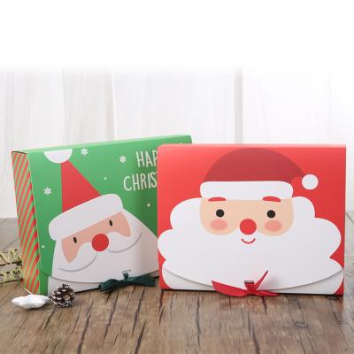 China Recycled Materials Wholesale Green And Red Design Feature Recycled Materials Cookies Packaging Christmas Gift Packaging Box for sale