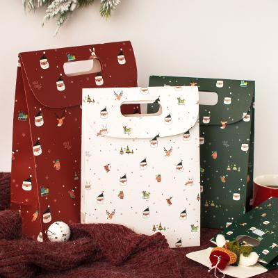 China New creative reused materials cartoon snowman Christmas elements design paper bag nimal tiny paper bags for sale