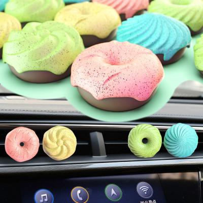 China 2021 Hot Sale Pet Air Freshener Bionic Design Donut Stocked Solid Soap Cat Aromatherapy Car for sale