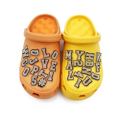 China 2021 Wholesale Eco-friendly PVC A-Z Letters Shoes Accessories Kid Decoration Croc Drag Charms Shoes Charm for sale