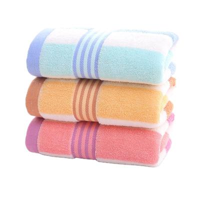 China Hypoallergenic Wholesale White Microfiber Hotel Face Towel Square Adults Plain Knitted Facial Towel for sale