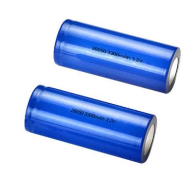 China Lifepo4 Cellen3.2v LiFePO4 batterij 26650 3300MAH 3.2V voor Hoge Machtsapparaten Te koop