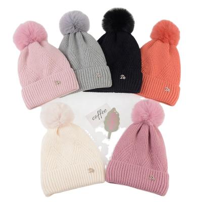 China Fashion\Comfortable\Durable Winter Plush Thickened Wool Wind Proof Women's Warm Hat Knitted Hat for sale