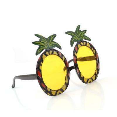 China New Design Party Glasses Fancy Party Sunglasses Cartoon Fruit Shape Sunglasses Hot Selling Pineapple Sunglasses for sale