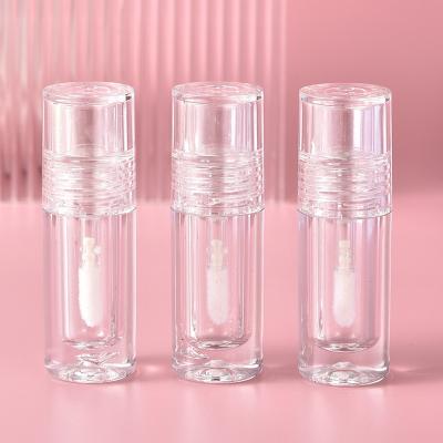 China Muestra gratuita tubo transparente de brillo para labios recipiente vacío de brillo para labios cosméticos embalaje personalizado de brillo para labios en venta