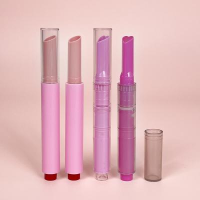 China Custom Built In Sponge Pencil Shaped Smudge Proof Standard Capacity Lipstick Pencil Container for sale