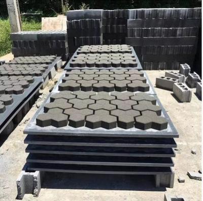 China Factory Concrete Block Machinery QT4-24 Concrete Interlocking Cement Brick Block Making Machinery Price for sale