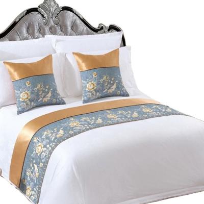 China Nondisposable Wholesale Luxury Five Star Hotel Linen Jacquard Polyester Bed Runners And Matching Pillows for sale