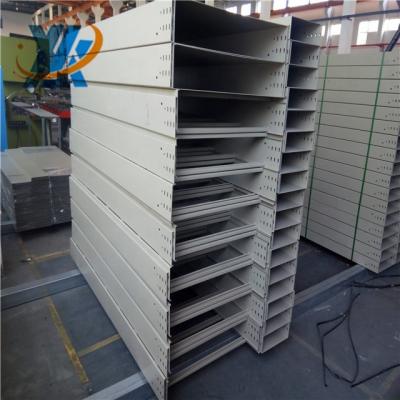 China Indoor And Outdoor Wholesale Price Ventilated Type Aluminum Electrical Tray Cable Tray Types And Sizes for sale