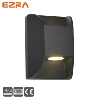 China Modern Factory Supply Modern Led Wall Package Light IP54 Outdoor Wall Light for sale