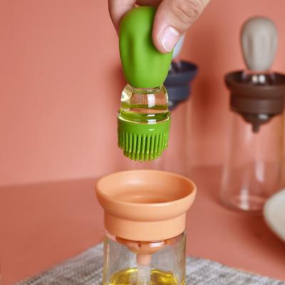 China 2021 Easily Cleaned Portable Amazon Silicone Oil Bottle with Brush Grill Oil Brushes Liquid Baking Oil BBQ Tool Kitchen Cooking Tools for sale