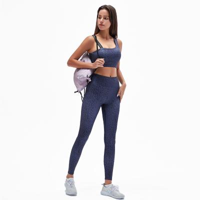 China High Quality Breathable Bra Butt Pump OEM Lifting Pants Exercise Wear Leopard Women Sports Yoga Set for sale