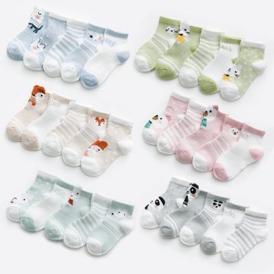 China Viable hot sale comfortable ankle socks for teenage kids cute animal happy socks ankle socks for sale