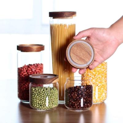 China Modern Hot Sale Spice Jar Acacia Wood Lid Glass Food Jars Bamboo Lid Glass Jars for sale