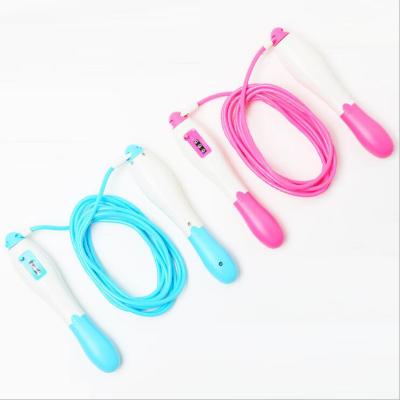 China PVC PVC Machine Counting Adult Weight Loss Handle Foam Rope Tracker Jumping Counter for sale