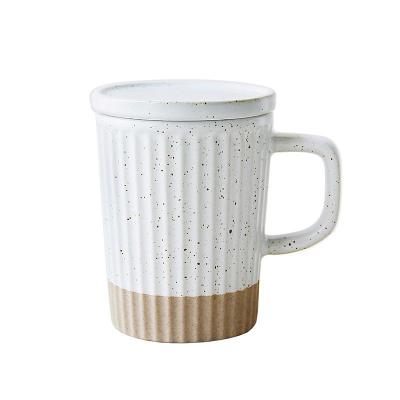 China Viable 350ml Ceramic Japanese Style Simple Coffee Water Mug With Handle Lid Accepted Customized Logo for sale