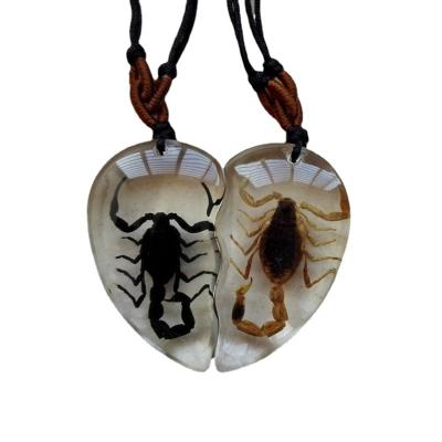 China Luminous Insect Necklace Couples Amber Pendant Valentine's Day Party Decor Heart Pendant Resin Pendant for sale