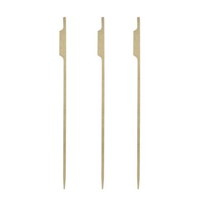 China Natural Bamboo Skewers 100 Pieces Green Bamboo Flat Skewer Sticks Customizable Size for sale