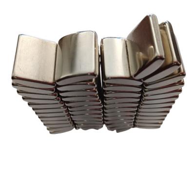 China N52 Arc Neodymium Motor Magnets Get Free Energy With Ac Motor Car Alternator for sale