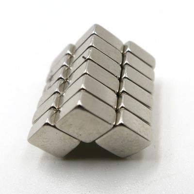 China Sterk Permanent de Magnetenblok N52 50mm x 50mm x 25mm van het Zeldzame aardeneodymium Te koop