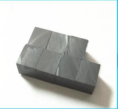 China Y15 kundengebundener kleine Block-Form-isotroper Ferrit-Magnet der Stangen-Y10 zu verkaufen