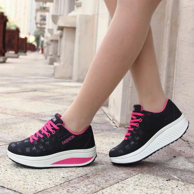 China Spring Autumn Thick Sole Sports Ladies Lightweight Athletic Shoes Platform Women Shoes for sale