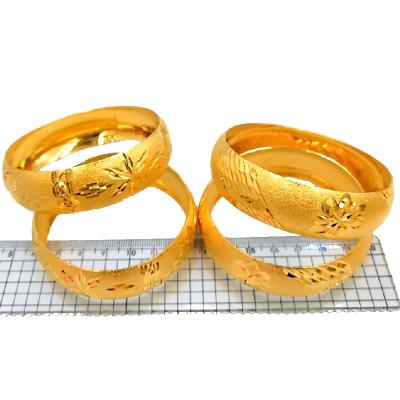 China 24k Copper Plating Imitation Gold Jewelry India Design Wedding Brass Material Gold Bracelet For Women for sale