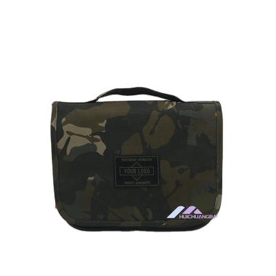 China High Quality Hanging Waterproof Travel Camouflage Toiletry Bag For Daily Use for sale