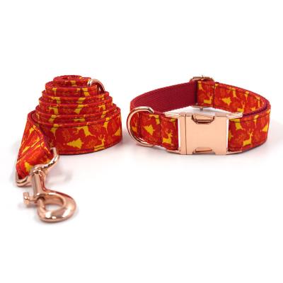 China Pet Christmas Gift Rose Gold Metal Accessories Dog Collar Detached Dog Leash Set for sale