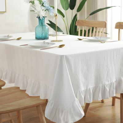 China Waterproof 100% pure linen tablecloths with decorative ruffle patchwork for sale