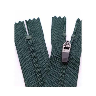 China Good Quality Semi-auto Rubber Zipper Slider Puller Customized Puller Color Logo Garment Use #3 #5 for sale