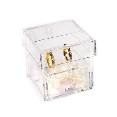 China Factory Wholesale Luxury Acrylic Ring Box Hot Clear Acrylic Wedding Ring Box for sale