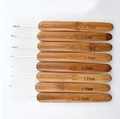 China Durable 8 Pieces 1 To 2.75 Mm Wooden Bamboo Crochet Hooks Set Knitting Needles Handcrafted for sale